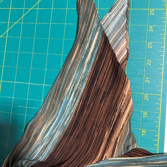 Dress - Picture 4 of 5